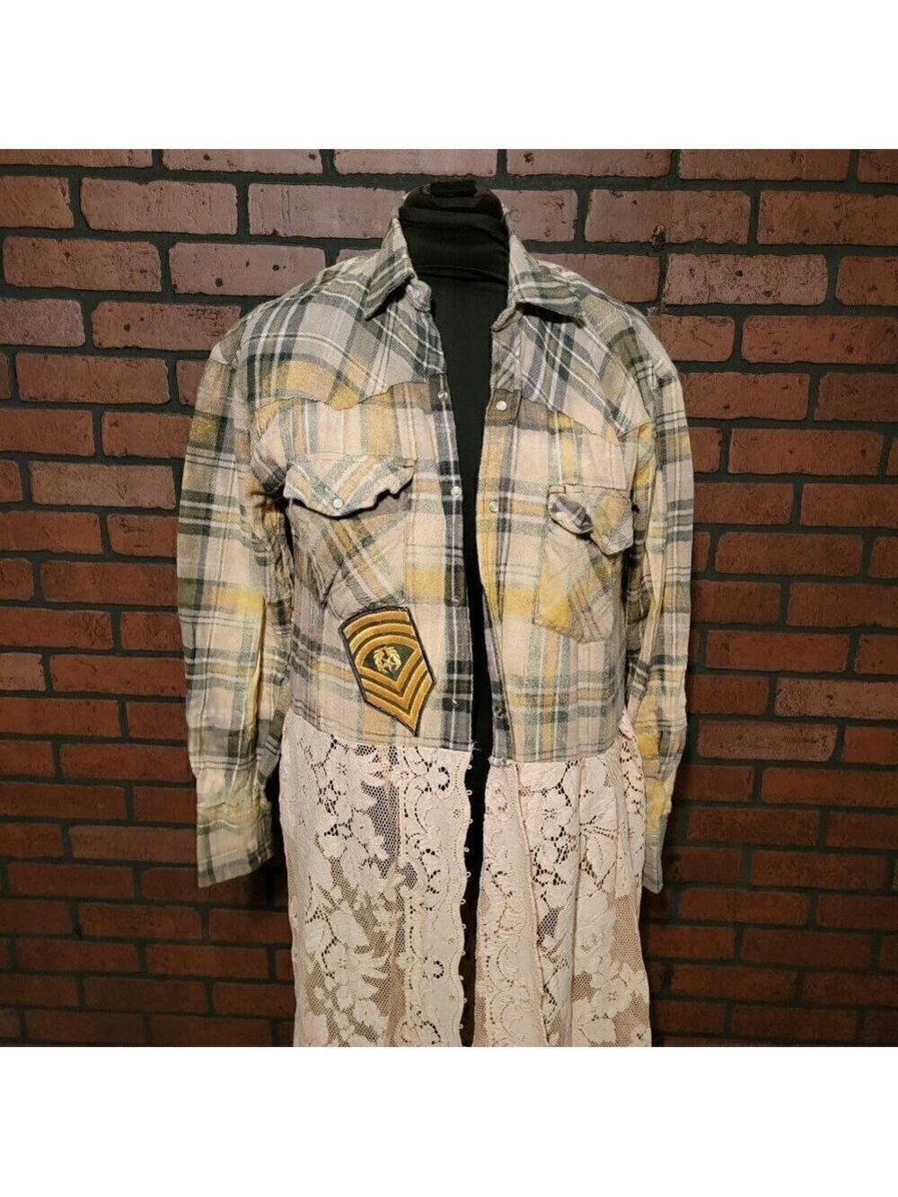 Custom Junk Gypsy Vintage flannel/tablecloth duster.  Snap Front.  Size LG/XL. - Picture 7 of 7